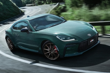 特別仕様車 RZ“Ridge Green Limited”（6MT）［ベース車両はRZ（6MT）］